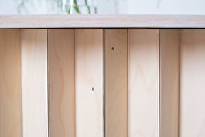 SIDE TABLE SILENCE